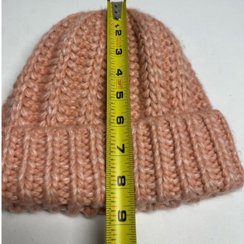 The North Face Rhodina Beanie Hat Chunky Knit Pink OS Acrylic Fold Cuff Women's - Picture 6 of 6